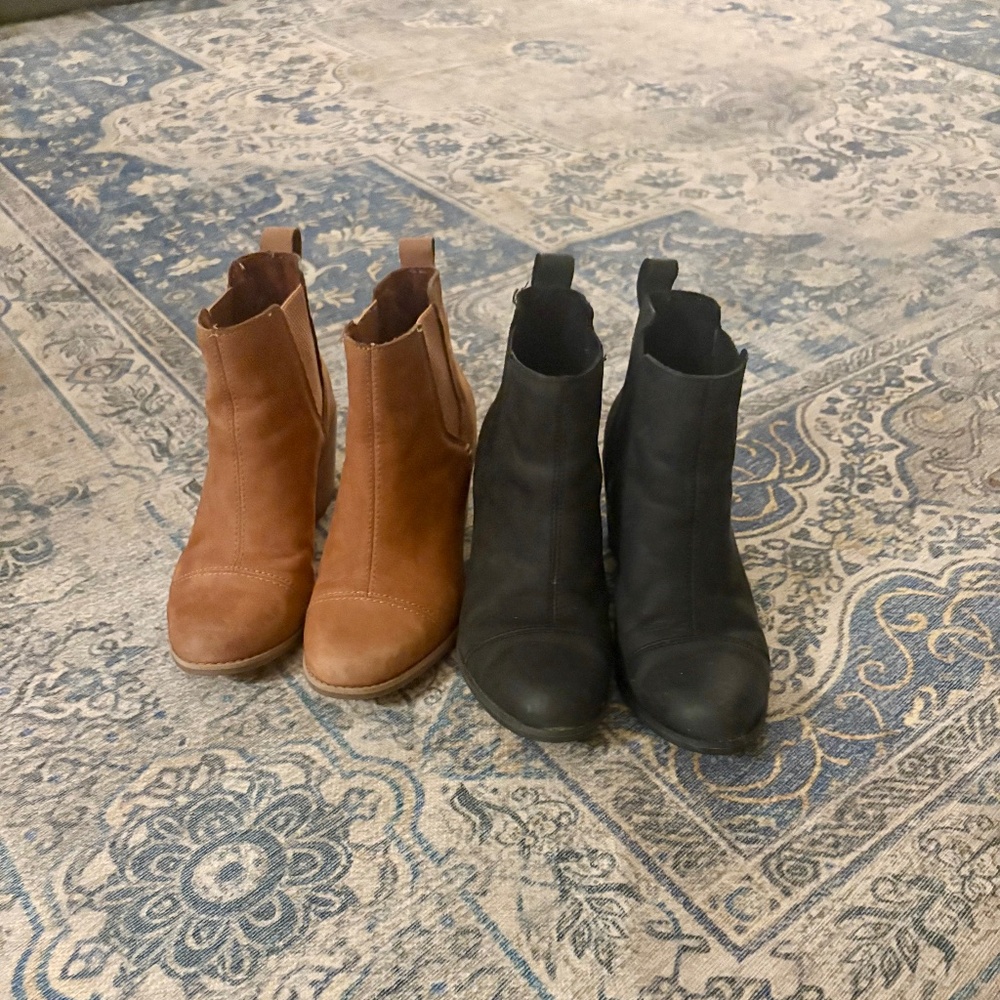 Tom’s Everly ankle boots size 6